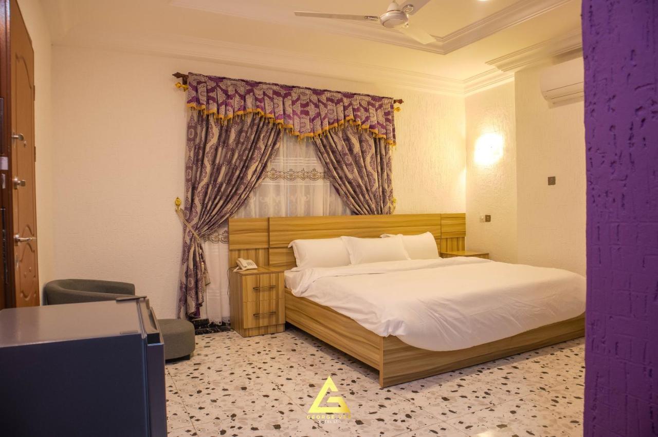 George Vee Hotel Ltd Kumasi Exterior foto